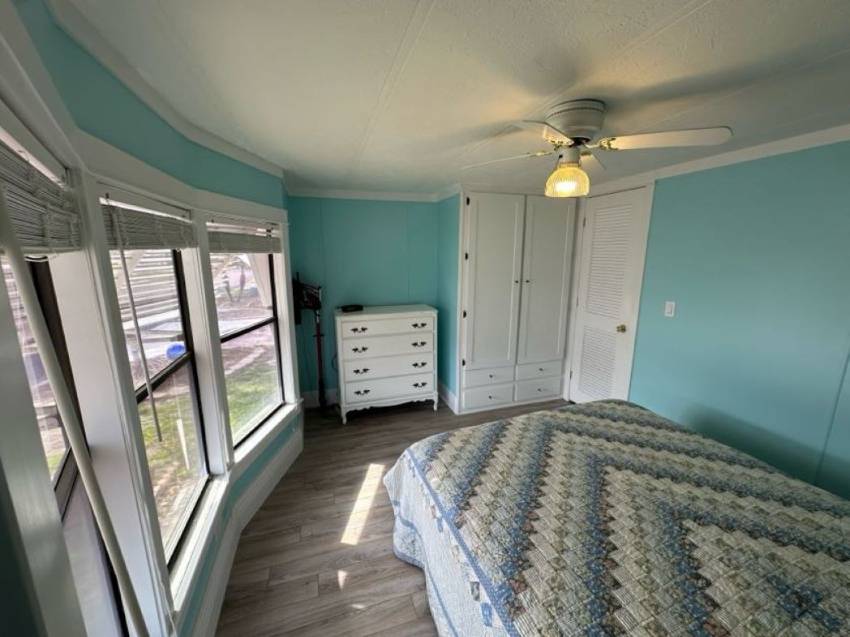 681 Lake Henry a Winter Haven, FL Mobile or Manufactured Home for Sale